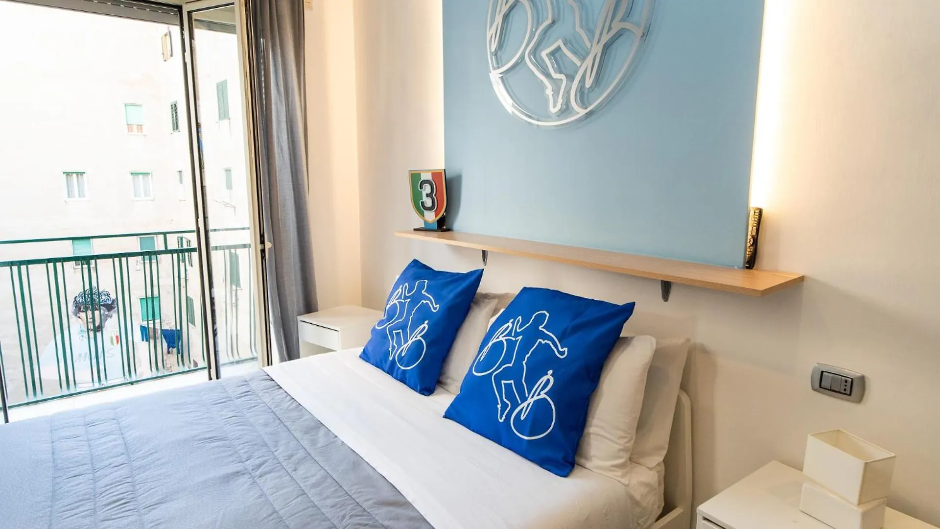 B&B I Murales Naples Italy
